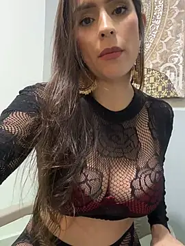 Mau White online show from July 26, 2026, 1:01 am
