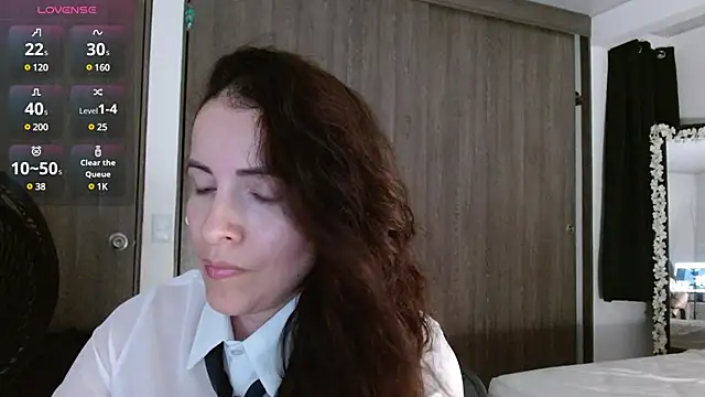 tammycolombia online show from December 5, 2024, 2:26 am