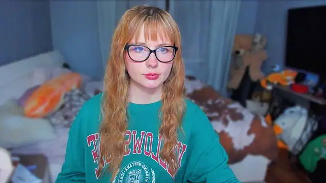 KlementinaBbG online show from October 26, 2025, 9:04 pm