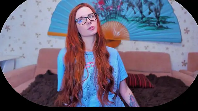 KlementinaBbG online show from February 19, 2025, 8:41 pm