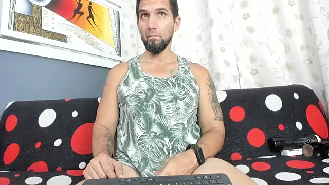 JULESLAKES online show from October 9, 2025, 8:53 pm