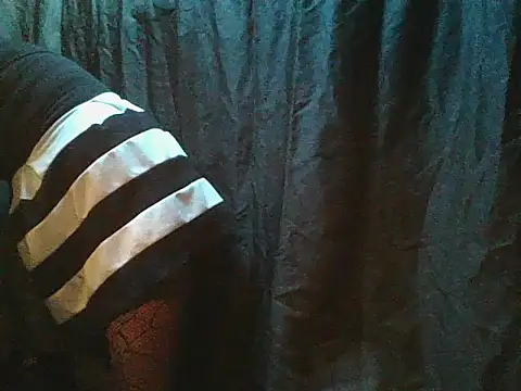 Snapshot of mikostriper chatting on July 25, 2026, 4:20 am mikostriper online show from July 25, 2026, 4:20 am