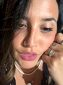 Novababy18 online show from September 17, 2025, 8:33 pm