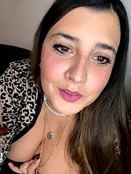 Novababy18 online show from October 5, 2025, 10:44 pm