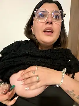 Novababy18 online show from January 13, 2026, 10:13 pm