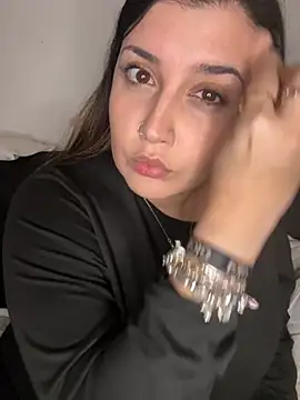 Novababy18 online show from February 4, 2026, 9:10 pm