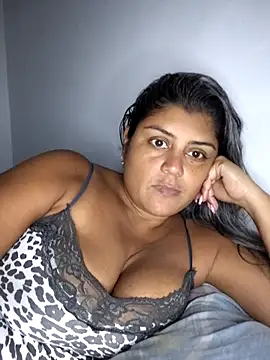 AlyDenalioficial online show from October 4, 2025, 6:09 pm