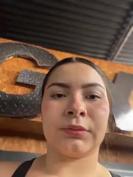 Snapshot of aneesa_darzi chatting on February 2, 2026, 9:25 pm aneesa darzi online show from February 2, 2026, 9:25 pm