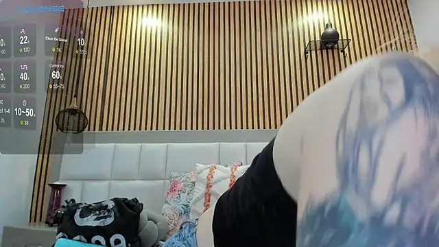 Snapshot of Viktoria_Davis chatting on December 10, 2024, 3:51 am Viktoria Davis online show from December 10, 2024, 3:51 am