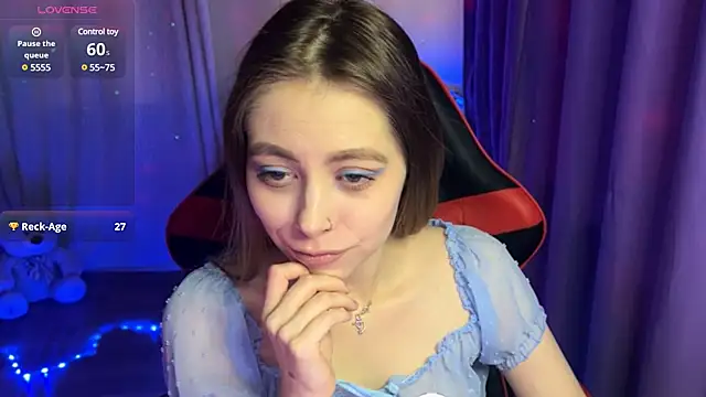 Natural babe666 online show from February 28, 2025, 1:03 pm