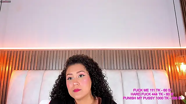 Snapshot of Ashleyy23x chatting on March 18, 2026, 7:37 pm Ashleyy23x online show from March 18, 2026, 7:37 pm