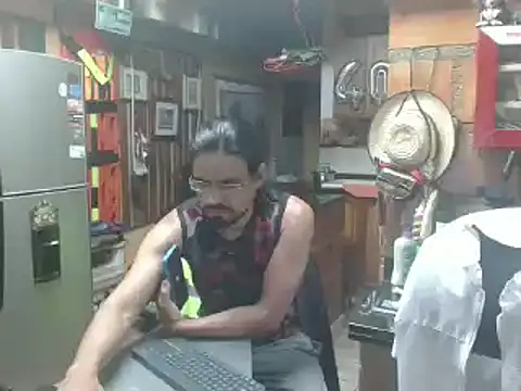 Dr Pocholate84 online show from February 3, 2025, 4:46 am