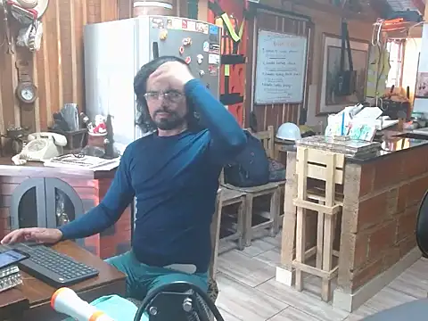 Dr Pocholate84 online show from November 12, 2025, 5:28 pm