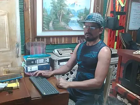 Dr Pocholate84 online show from February 11, 2026, 6:41 pm