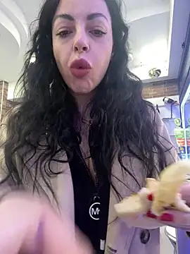 Chloe Ricci online show from March 31, 2026, 3:58 pm