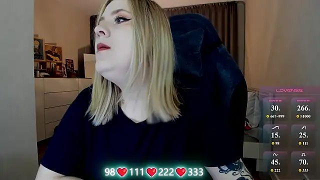 Snapshot of Olivia_Munk chatting on May 23, 2026, 4:22 am Olivia Munk online show from May 23, 2026, 4:22 am