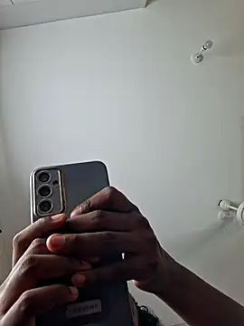 Snapshot of Kamdollie chatting on January 17, 2026, 6:06 am Kamdollie online show from January 17, 2026, 6:06 am