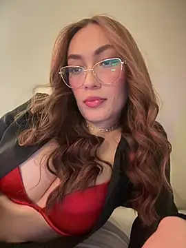 MichelleFerry  online show from February 2, 2025, 4:05 am