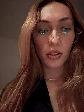 MichelleFerry  online show from September 19, 2025, 1:20 am