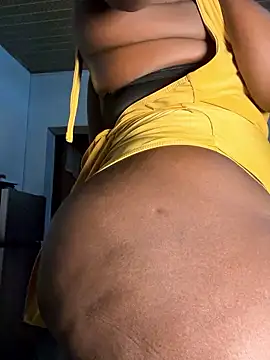 sweet1111 online show from January 9, 2026, 10:49 pm