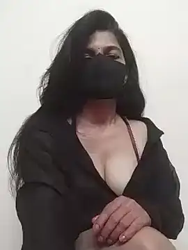 Shuttii 25 online show from February 14, 2025, 5:57 pm