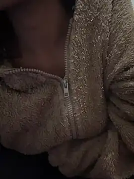 PARI Hun online show from January 1, 2025, 5:11 am