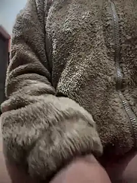 PARI Hun online show from January 4, 2025, 3:18 am