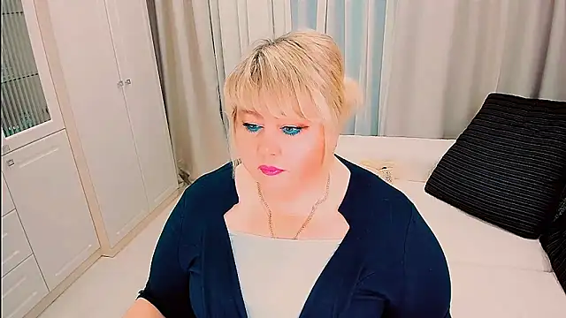 BIGTITSBBW online show from April 13, 2026, 7:01 am