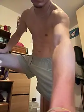 giovanni5281 online show from March 19, 2026, 8:36 am