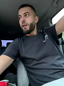 ElChapoGuzman95 online show from September 29, 2025, 4:41 am