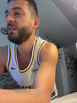 ElChapoGuzman95 online show from November 12, 2025, 6:39 am