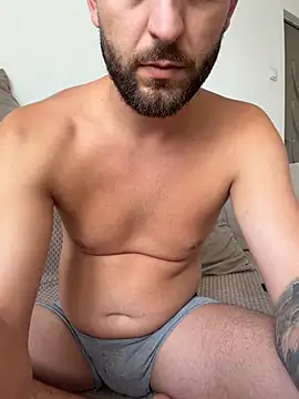 ElChapoGuzman95 online show from July 16, 2026, 12:24 pm