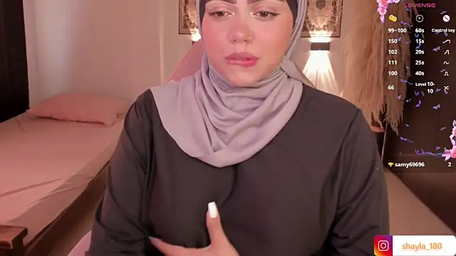 shayla 18 online show from March 22, 2025, 10:04 pm