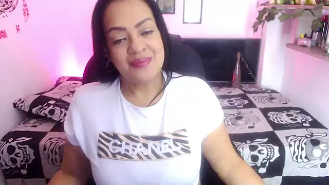 menfismuller2 online show from November 12, 2025, 4:44 pm