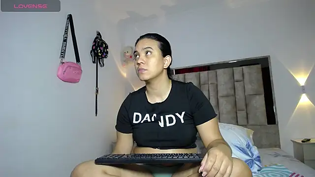 tiffany  pink online show from November 16, 2025, 9:30 pm