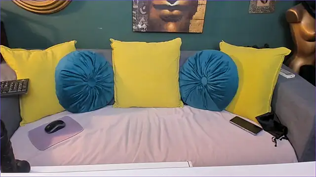 JaqulinneHot online show from May 4, 2026, 4:38 am