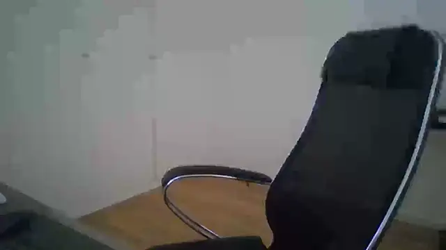 joaodias 97 online show from July 6, 2026, 10:33 am