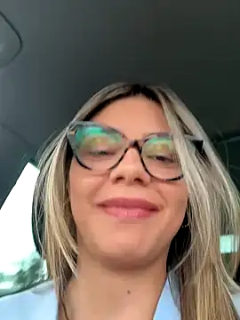 alicee16 online show from October 16, 2025, 5:54 pm