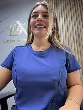 alicee16 online show from July 11, 2026, 4:40 pm