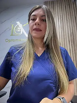 alicee16 online show from June 26, 2026, 9:09 pm