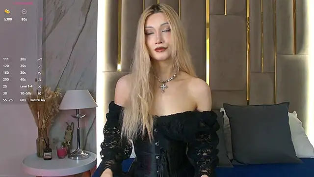 CarolReeves online show from November 8, 2025, 6:06 am