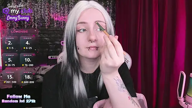 EmmyBunny online show from February 26, 2025, 4:16 pm