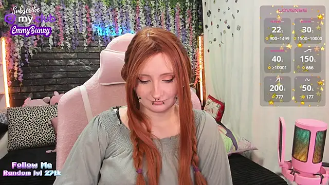 EmmyBunny online show from January 15, 2025, 2:13 pm