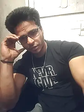 Snapshot of rounakhunk chatting on March 20, 2026, 8:10 pm rounakhunk online show from March 20, 2026, 8:10 pm