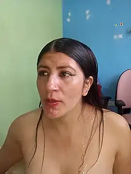 nammy  dirtyhott online show from January 29, 2025, 4:08 pm