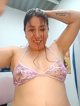Snapshot of nammy__dirtyhott chatting on June 19, 2026, 2:12 pm nammy dirtyhott online show from June 19, 2026, 2:12 pm