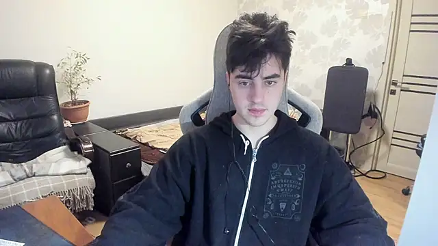 Knuckles17 online show from December 4, 2025, 11:09 am