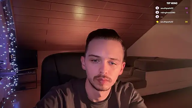 Snapshot of naked_psy chatting on February 12, 2025, 12:48 am naked psy online show from February 12, 2025, 12:48 am