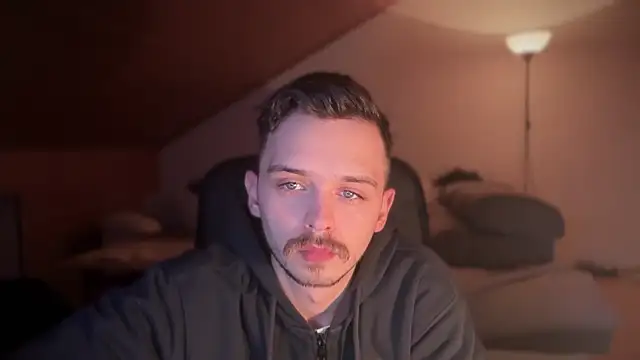 Snapshot of naked_psy chatting on February 8, 2025, 12:06 am naked psy online show from February 8, 2025, 12:06 am