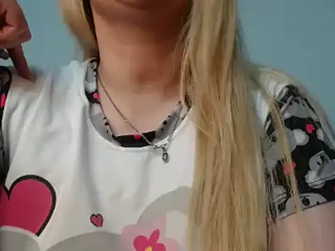 Snapshot of 69liamilk69 chatting on December 2, 2024, 8:04 am 69liamilk69 online show from December 2, 2024, 8:04 am